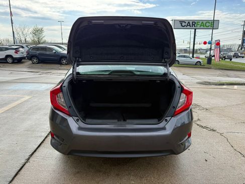 Used 2017 Honda Civic EX-T image 11