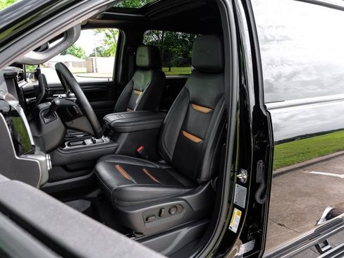 Used 2024 GMC Sierra 2500 AT4 w/ AT4 Premium Plus Package AWD/4WD image 37