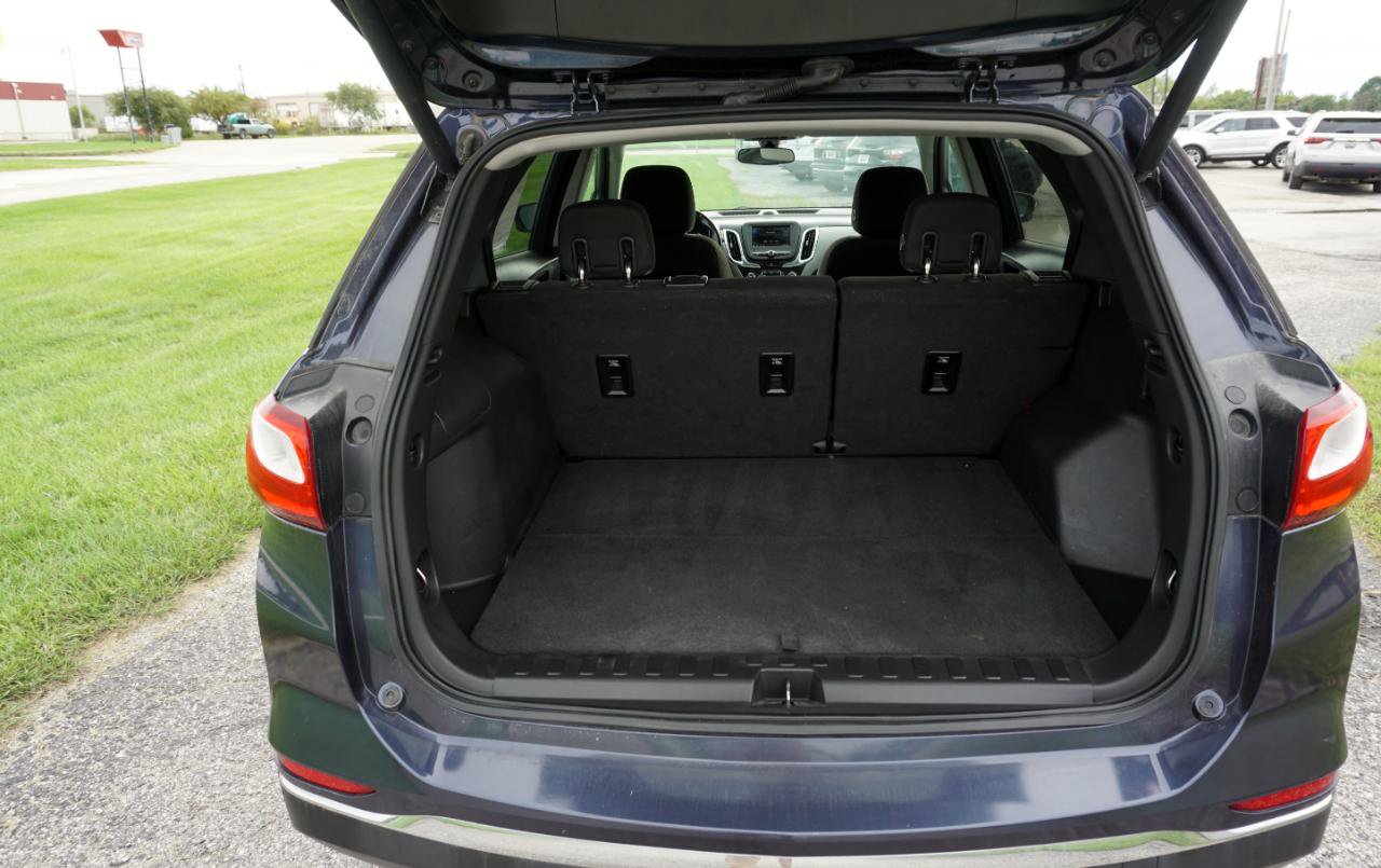 Used 2019 Chevrolet Equinox LT FWD image 18
