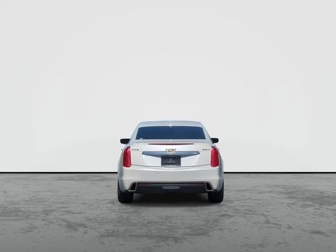 Used 2018 Cadillac CTS Luxury RWD image 7