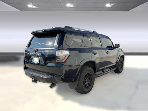 Used 2022 Toyota 4Runner SR5 Premium image 9