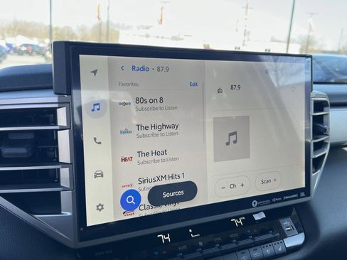 Used 2024 Toyota Tundra Limited image 18