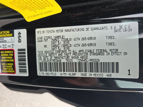 Used 2024 Toyota Tacoma TRD Sport image 37