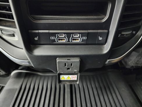 Used 2023 RAM 3500 Laramie image 44