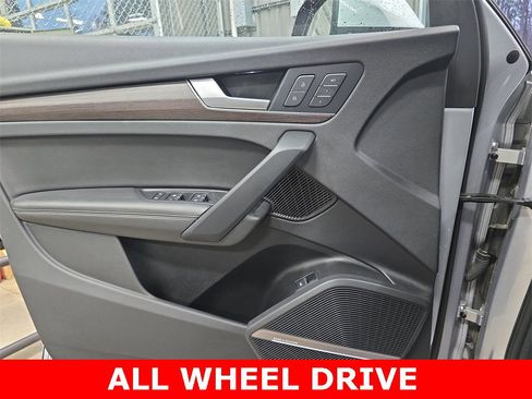 Used 2022 Audi Q5 2.0T Premium Plus w/ Premium Plus Package image 28