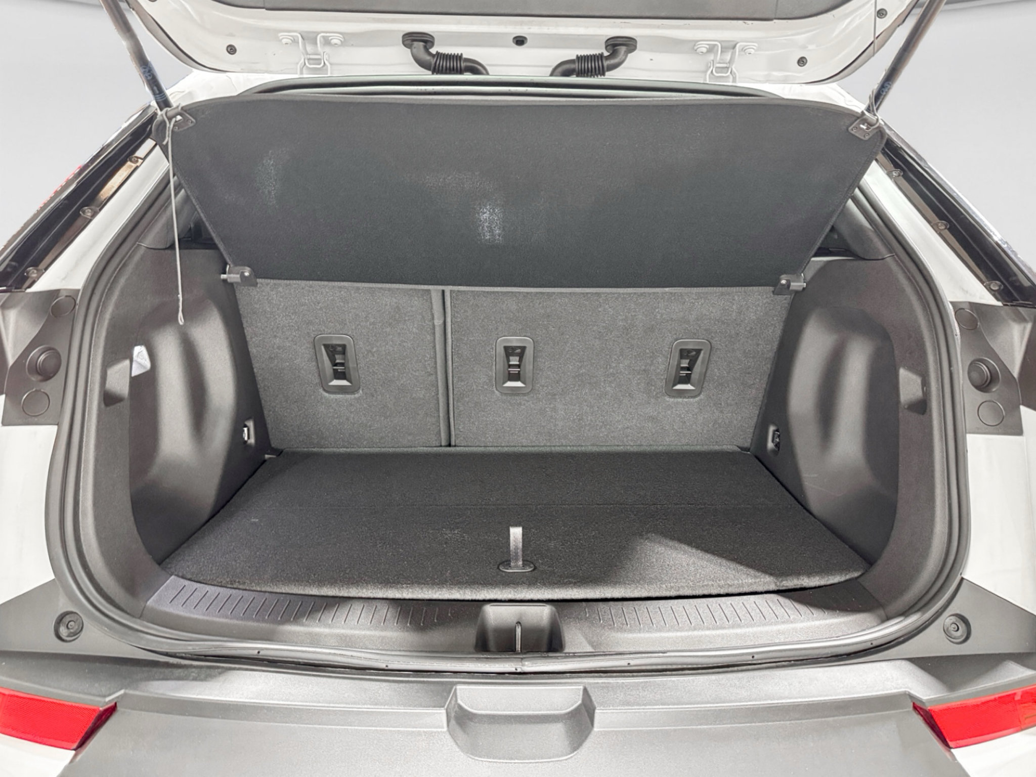 Used 2023 Chevrolet Bolt EUV LT w/ Driver Confidence Package FWD image 25