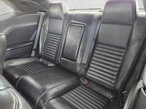 Used 2010 Dodge Challenger R/T image 18
