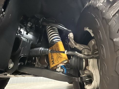 Used 2024 GMC Canyon AT4X image 16