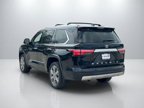 Used 2024 Toyota Sequoia Capstone AWD/4WD image 7
