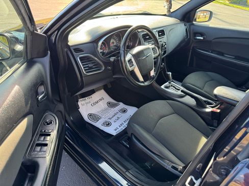Used 2012 Chrysler 200 Touring w/ Cold Weather Group image 17