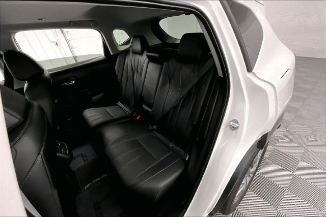 Used 2025 Acura ADX FWD image 25