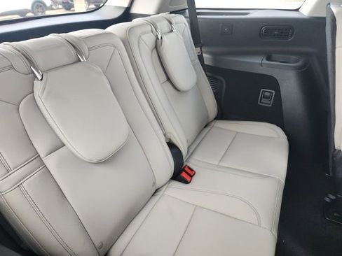 Used 2025 Lincoln Aviator Reserve w/ Equipment Group 201A AWD/4WD image 19