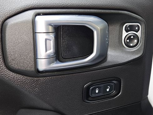 Used 2021 Jeep Wrangler Unlimited Rubicon 4xe w/ Cold Weather Group image 39