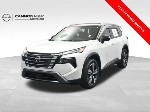 Used 2024 Nissan Rogue SL w/ SL Premium Package image 1