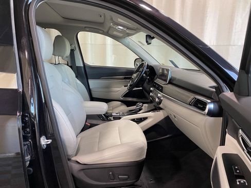 Used 2021 Kia Telluride EX w/ EX Premium Package AWD/4WD image 11