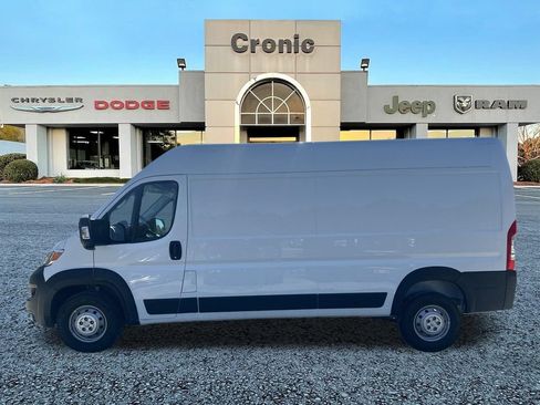 Used 2023 RAM ProMaster 2500 w/ Safety Group FWD image 6