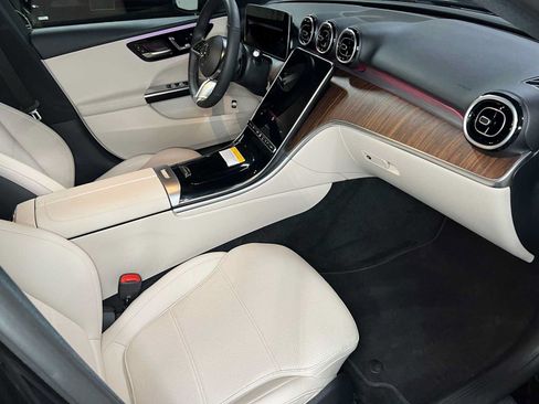 Certified 2026 Mercedes-Benz C 300 4MATIC Sedan image 11