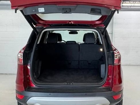 Used 2017 Ford Escape Titanium FWD image 10