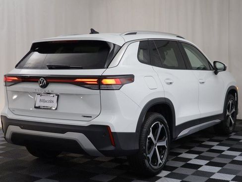 New 2026 Volkswagen Tiguan SE image 16