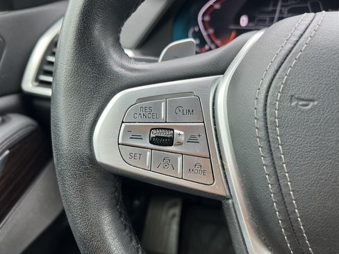 Used 2020 BMW X7 xDrive40i w/ Premium Package AWD/4WD image 9