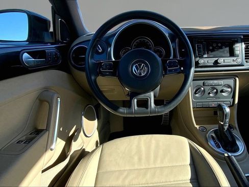 Used 2013 Volkswagen Beetle 2.0T FWD image 5