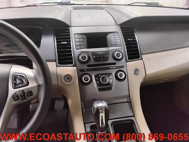 Used 2015 Ford Taurus SE FWD image 13