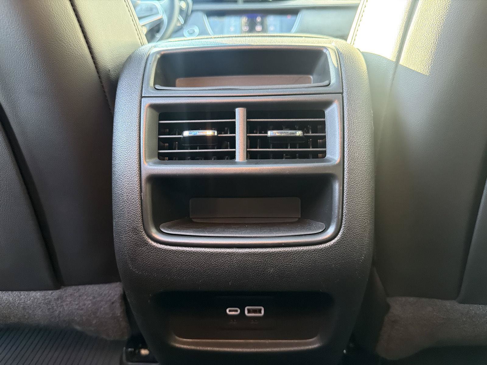 Used 2021 Cadillac XT5 Premium Luxury AWD/4WD image 43