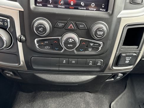 Used 2019 RAM 1500 Big Horn image 18