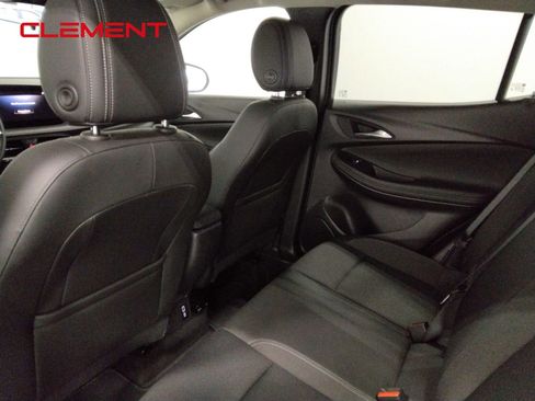 Used 2025 Buick Encore GX Preferred image 34