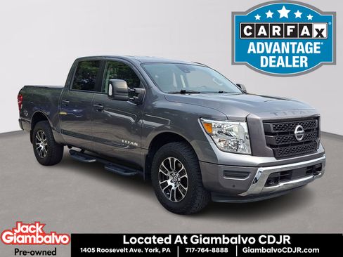 Used 2022 Nissan Titan SV w/ SV Convenience Package AWD/4WD image 1