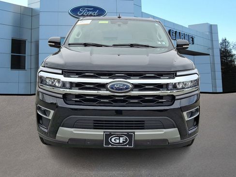 Certified 2024 Ford Expedition Limited image 3