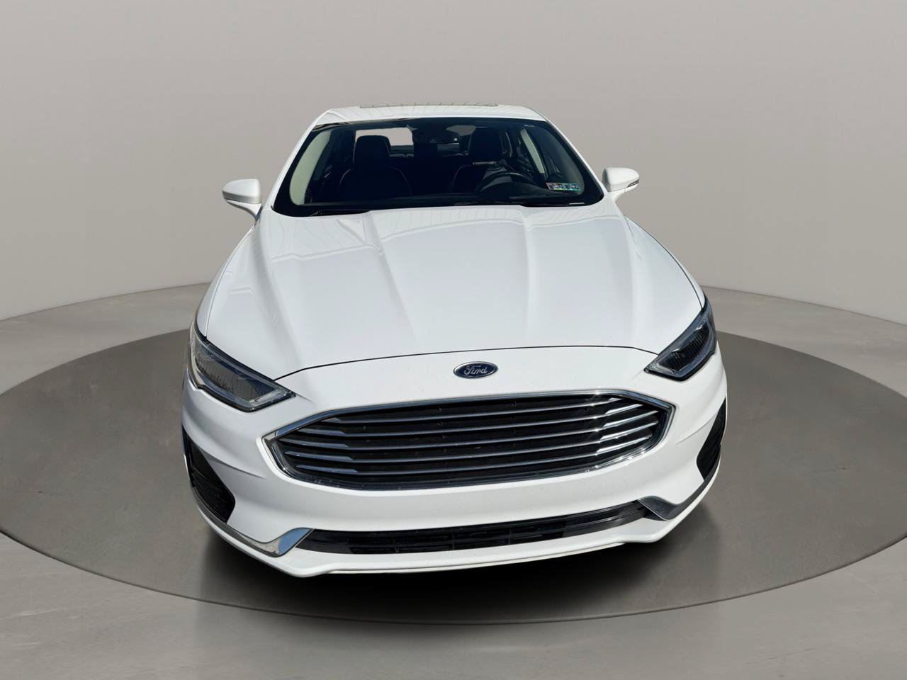 Used 2019 Ford Fusion SEL FWD image 9