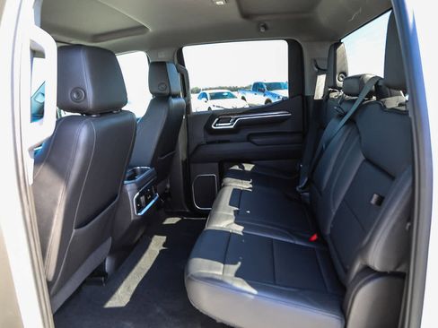 Used 2022 Chevrolet Silverado 1500 LTZ image 18