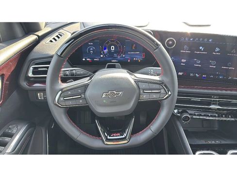 Used 2024 Chevrolet Traverse RS w/ LPO, Floor Liner Package image 17