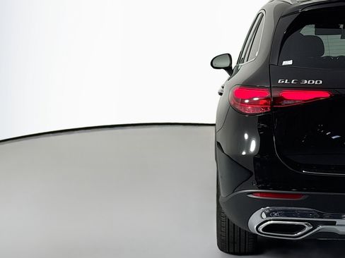New 2026 Mercedes-Benz GLC 300 4MATIC image 14