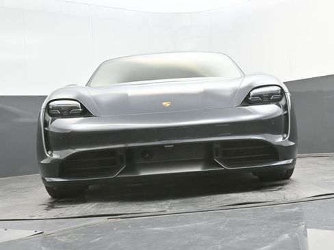 Certified 2020 Porsche Taycan Turbo image 40