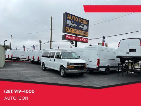 Used 2020 Chevrolet Express 3500 LT w/ LT Preferred Equipment Group image 1