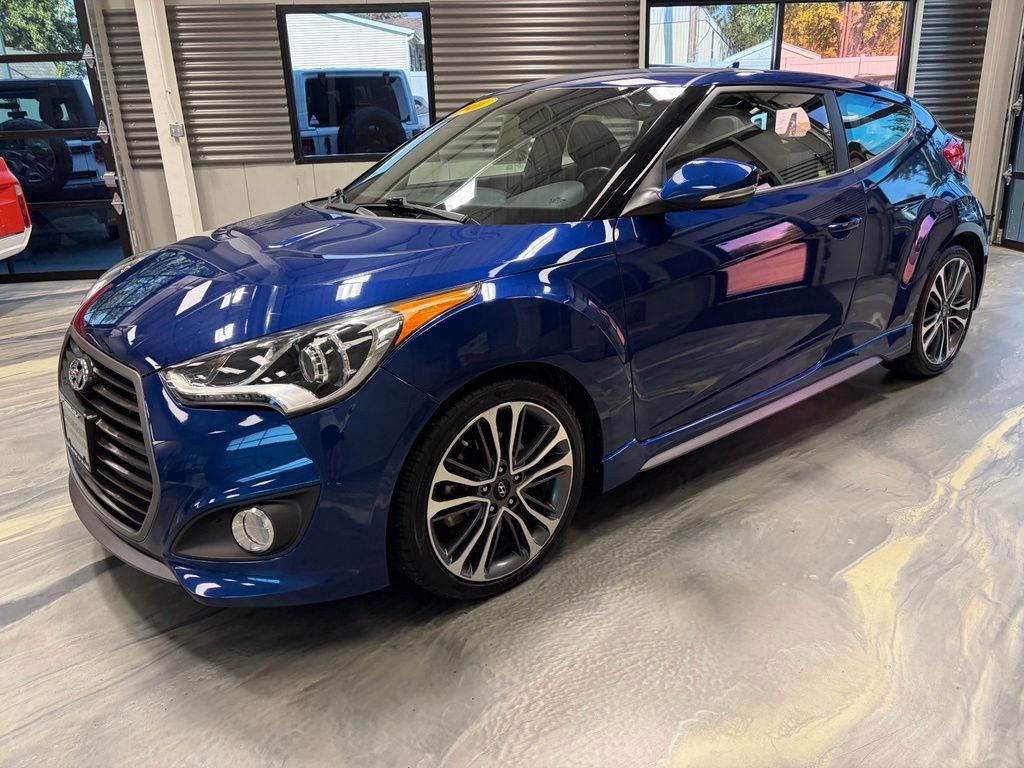 Used 2016 Hyundai Veloster Turbo FWD image 36