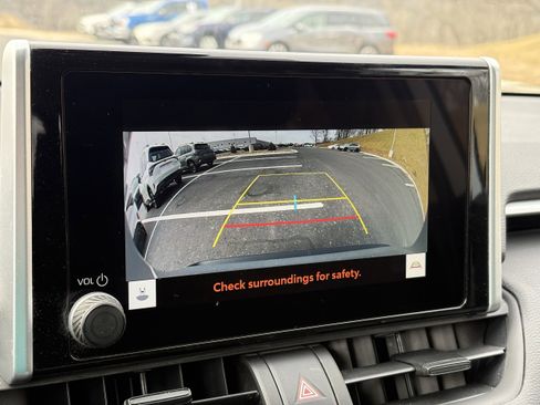 Used 2023 Toyota RAV4 LE image 23