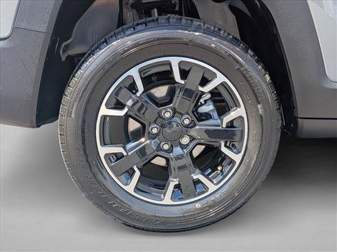Used 2023 Jeep Renegade Latitude AWD/4WD image 23