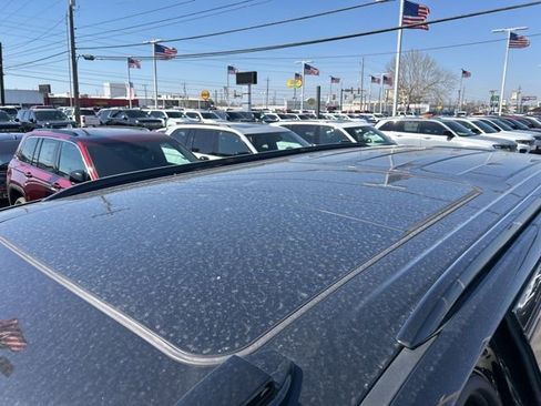 Used 2025 Cadillac Escalade Sport w/ Touring Package image 8