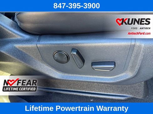 Used 2023 Ford Expedition XLT image 18