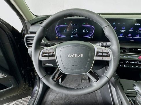 New 2025 Kia Telluride S image 11