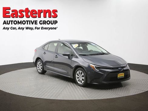 Used 2023 Toyota Corolla LE FWD image 48