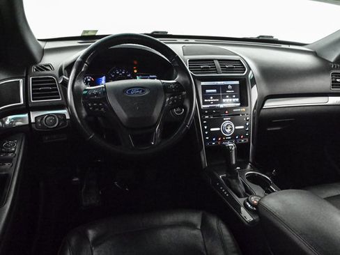 Used 2016 Ford Explorer Sport w/ Equipment Group 401A image 19
