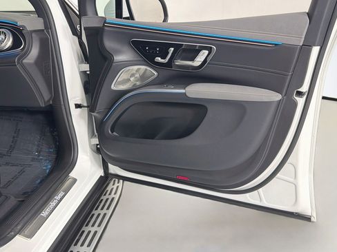 Certified 2024 Mercedes-Benz EQS 450+ 4MATIC SUV image 24