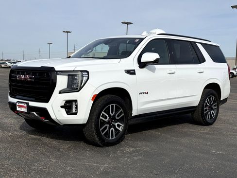 Used 2023 GMC Yukon AT4 w/ AT4 Premium Package image 7