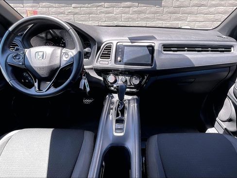 Used 2020 Honda HR-V Sport image 15