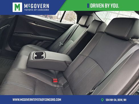 Used 2025 Toyota Camry XSE image 18