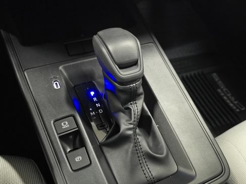 New 2026 Toyota Corolla Cross L image 24